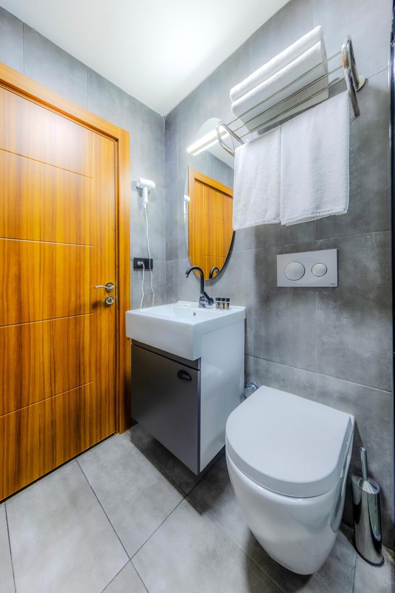Med Airport Hotel