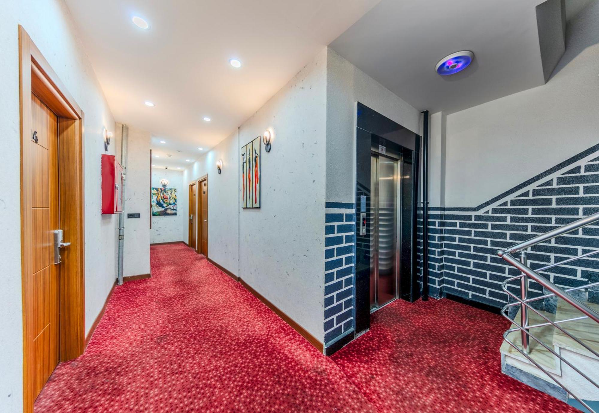 Hotel Med Airport