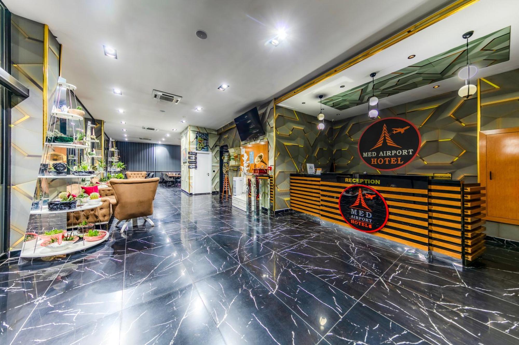 Med Airport 4*
