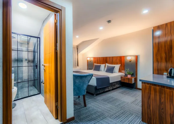 Med Airport Hotel